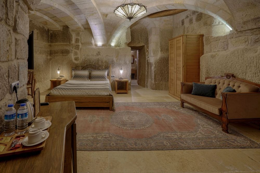 Deluxe, Hera Cave Suites 4*