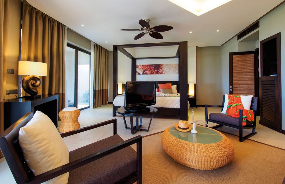 Premium Family Room, CRYSTALS Beach Resort Belle Mare BY RADISSON (ex. Maritim Crystals Beach Hotel) 4*