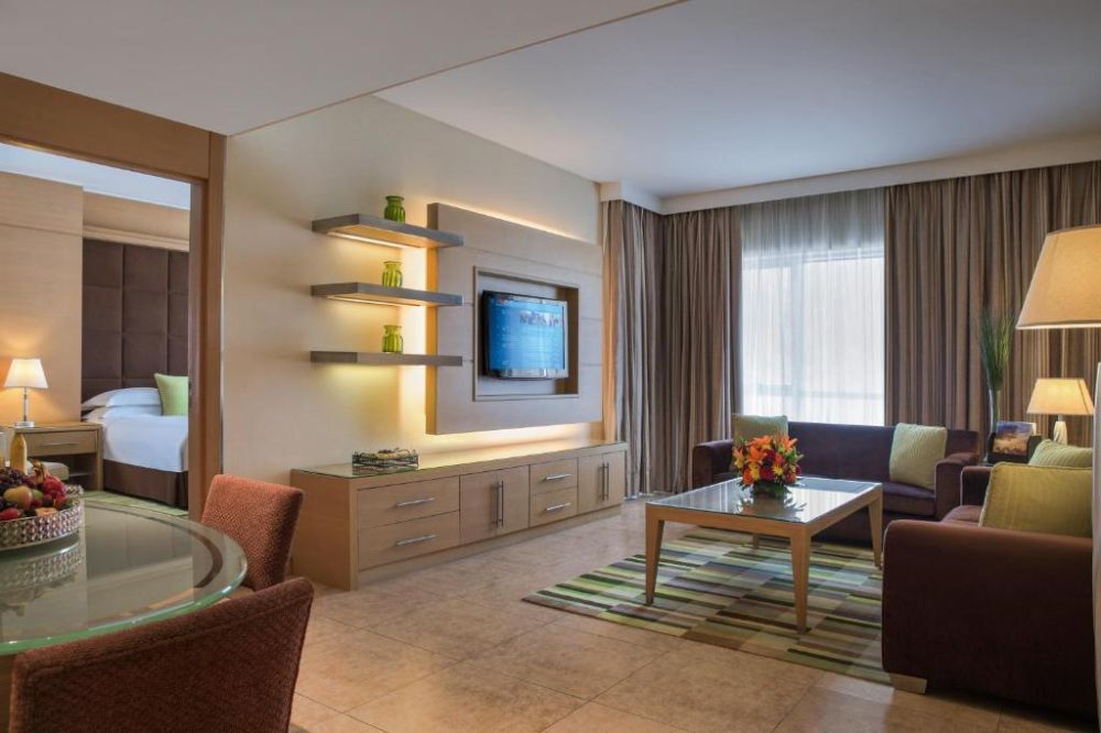 One Bedroom Suite, Nour Arjaan Fujairah By Rotana 4*