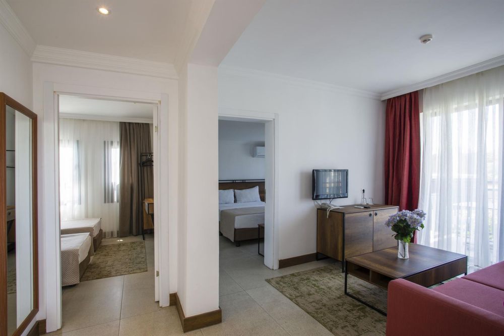 Family Room 2+2, Bitez Garden Life 4*