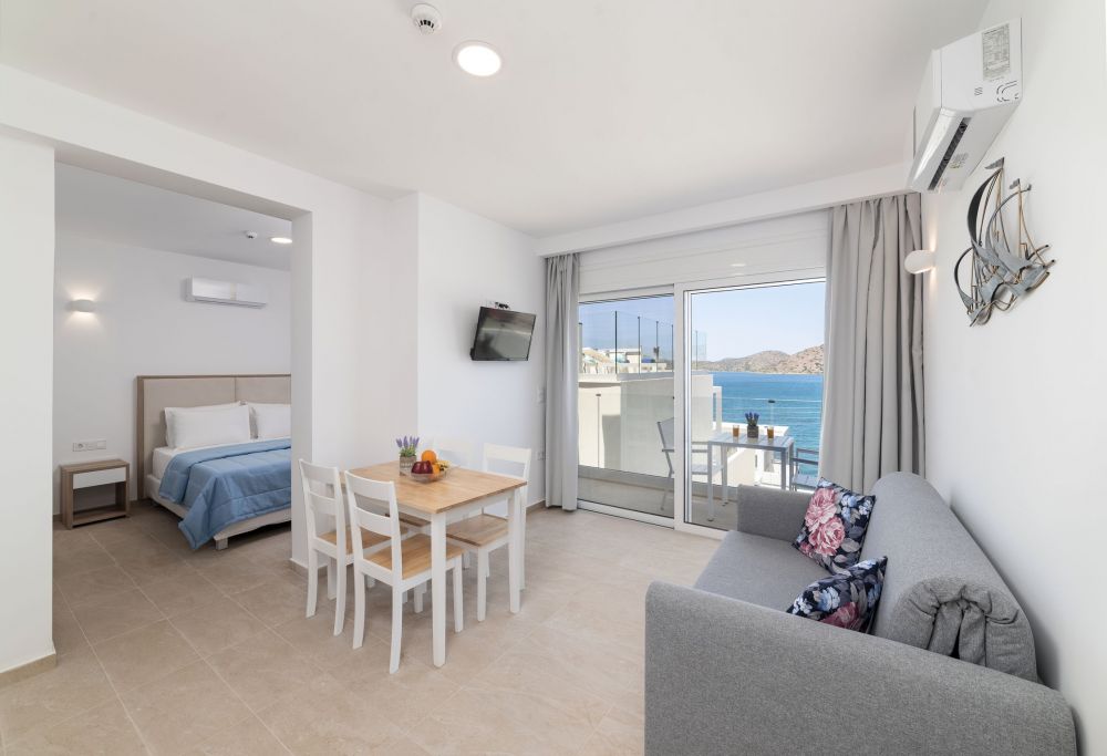 Apartment Sea View Outdoor Jacuzzi, Naiades Village Elounda 3*