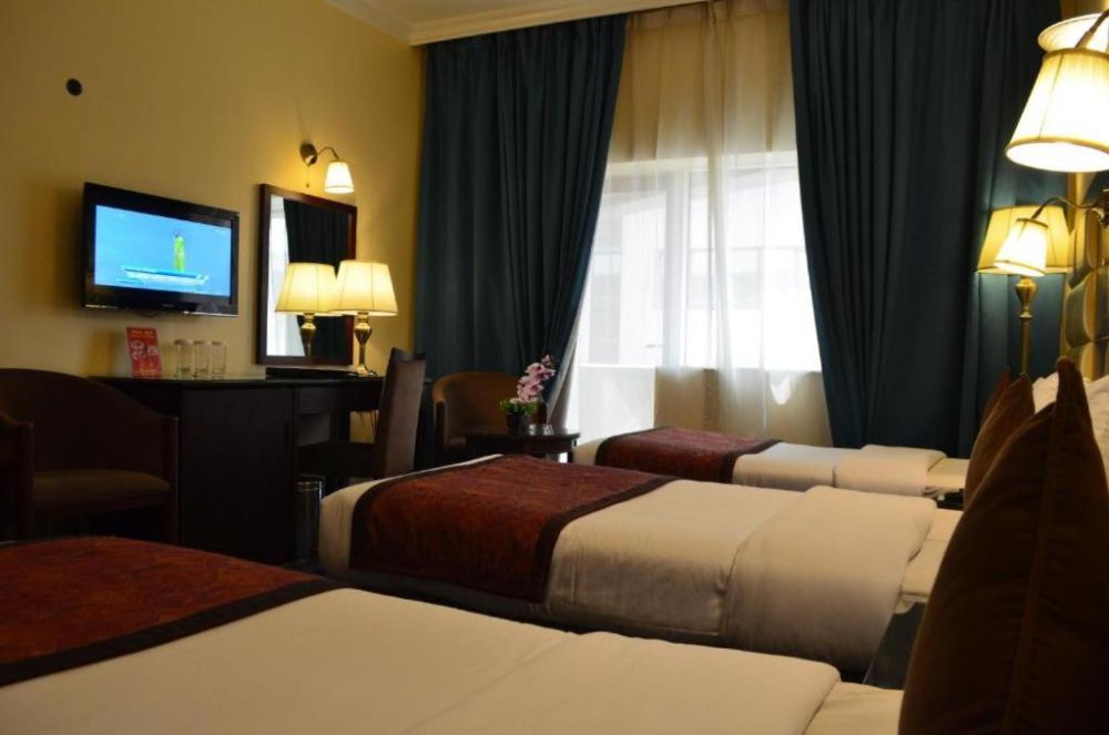 Deluxe Room, Orchid Hotel 3*