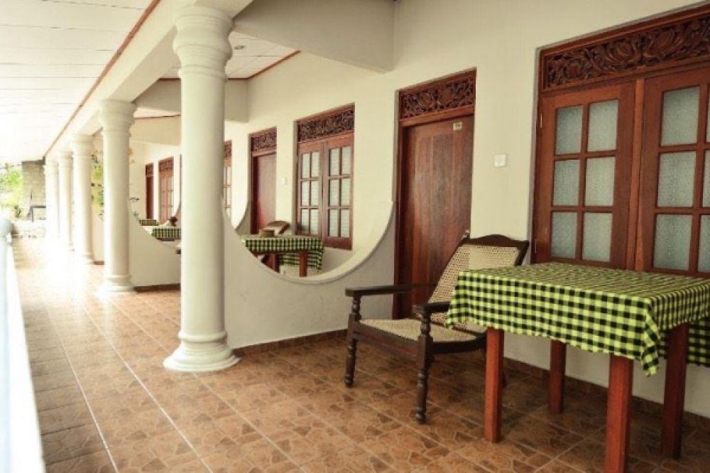 Budget Room, Serendipity Beach 2*