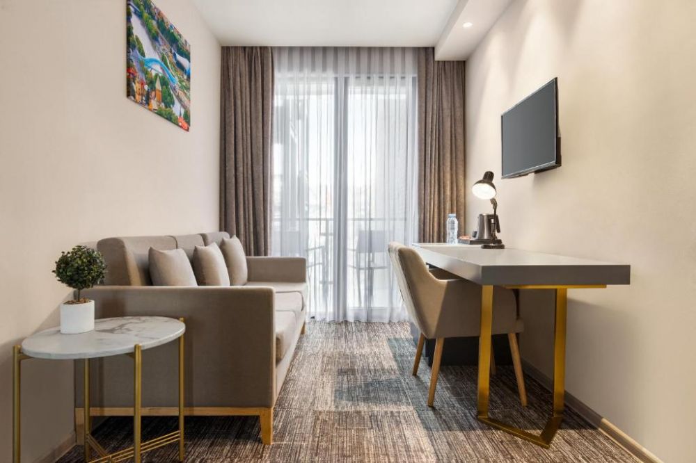 Standard Triple Room, Ramada By Wyndham Tbilisi 4*