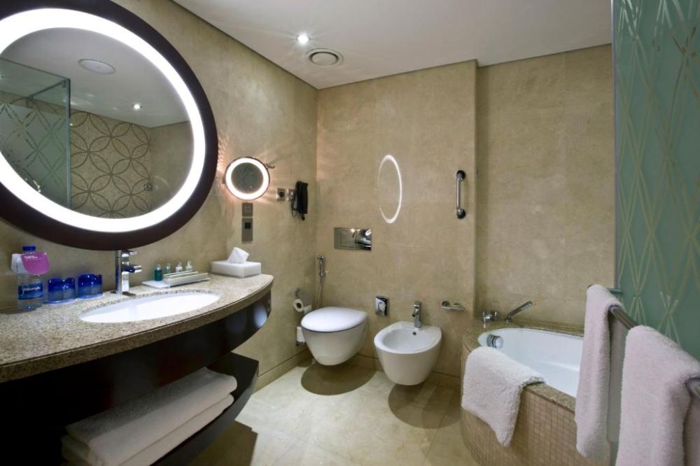 Executive Suite, Crowne Plaza Dubai Deira 5*