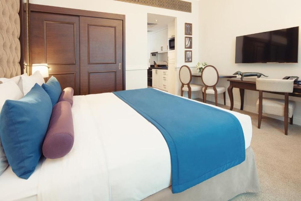 Deluxe Studio, Dukes Dubai, a Royal Hideaway Hotel 5*