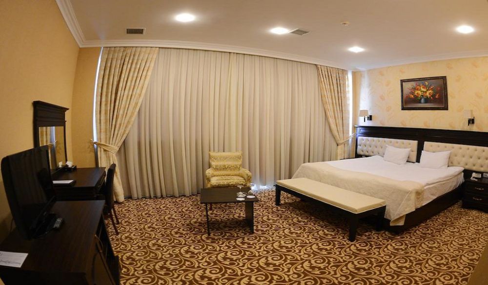 Standard Room, New Baku Hotel 4*