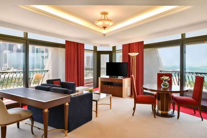 Junior Suite, Sheraton Grand Doha Resort 5*