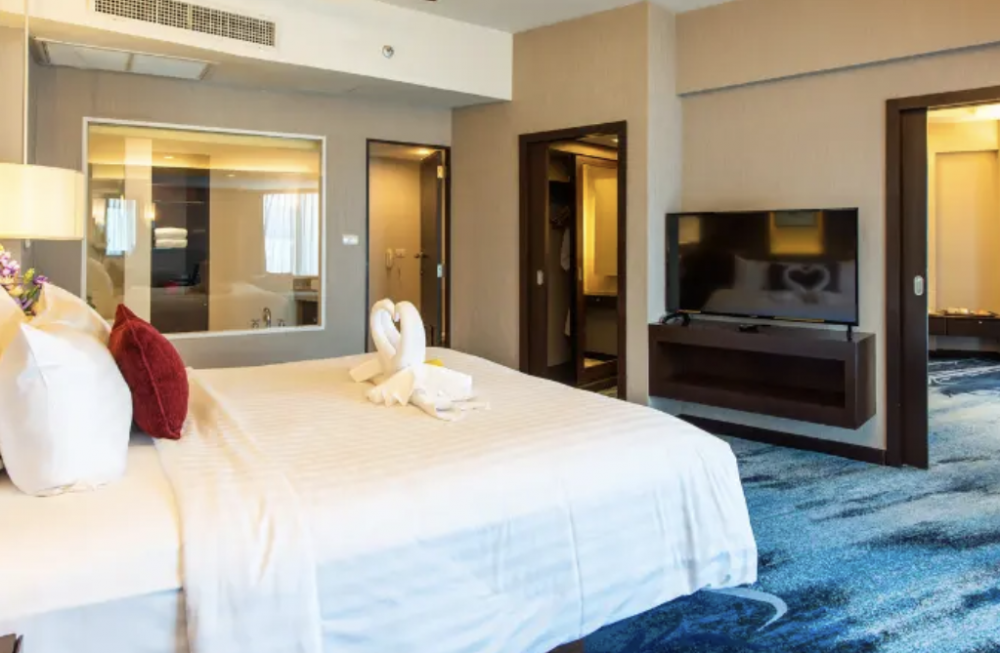Privilege Suite Sky Wing, Ambassador Bangkok 4*