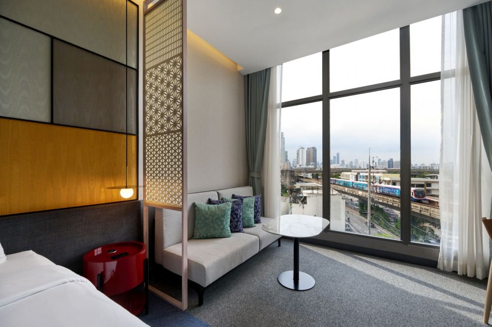 Premier, Ramada Plaza By Wyndham Bangkok Sukhumvit 48 4*