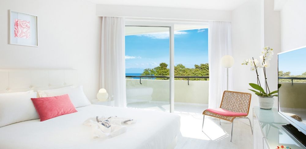 Premier Room SSV/SV, Domes Noruz Kassandra (ex. Grecotel Margo Bay) 4*