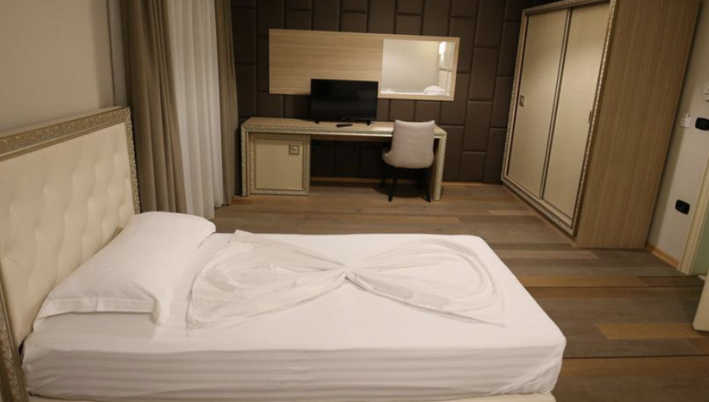 Single Room, Germany 4*