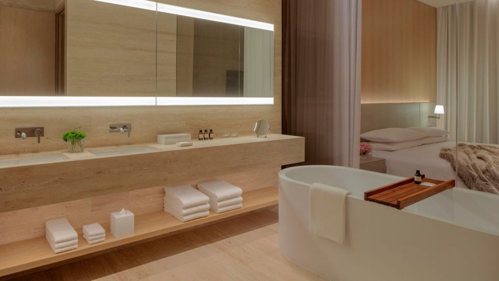 Deluxe Suite, The Dubai Edition 5*