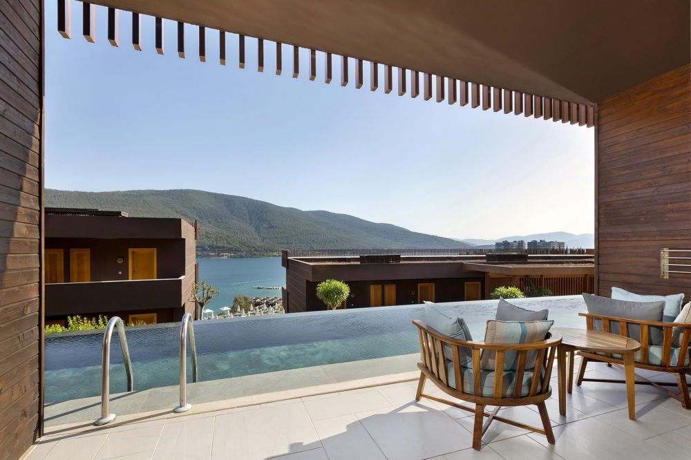 Swim Up Superior Room, Titanic Deluxe Bodrum Hotel 5*