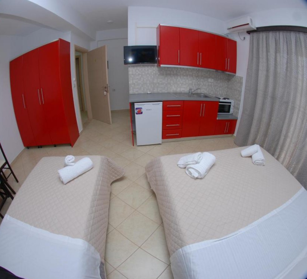 STD TRPL with mini-kitchen, Atlantis Ksamil Hotel & Apartments 3*