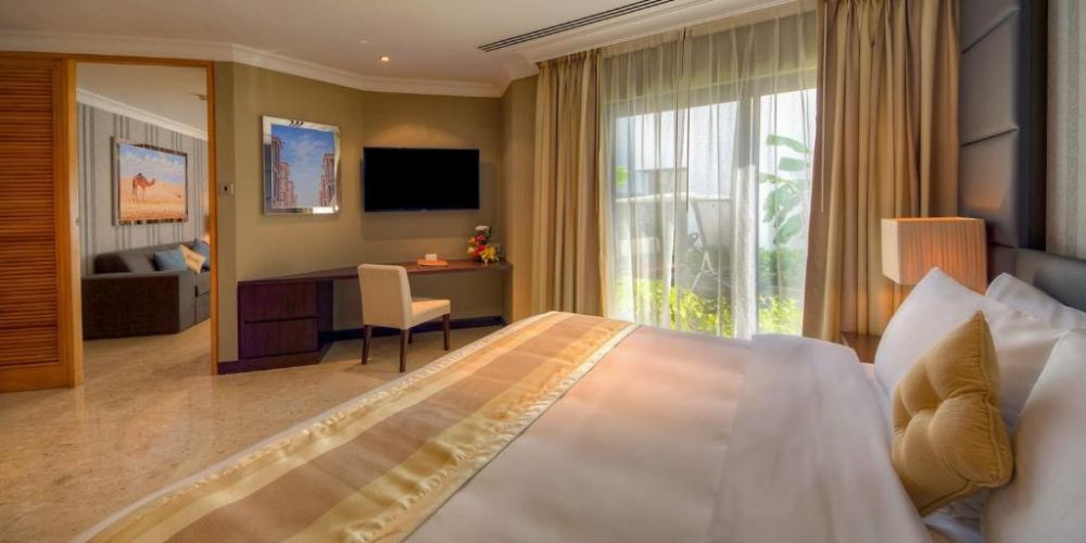 Deluxe Room, Dubai Marine Beach Resort & SPA 5*