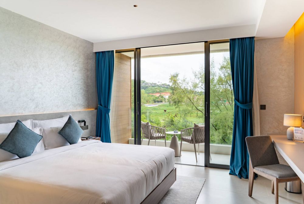 Deluxe Room, Kora Beach Resort Phuket 5*