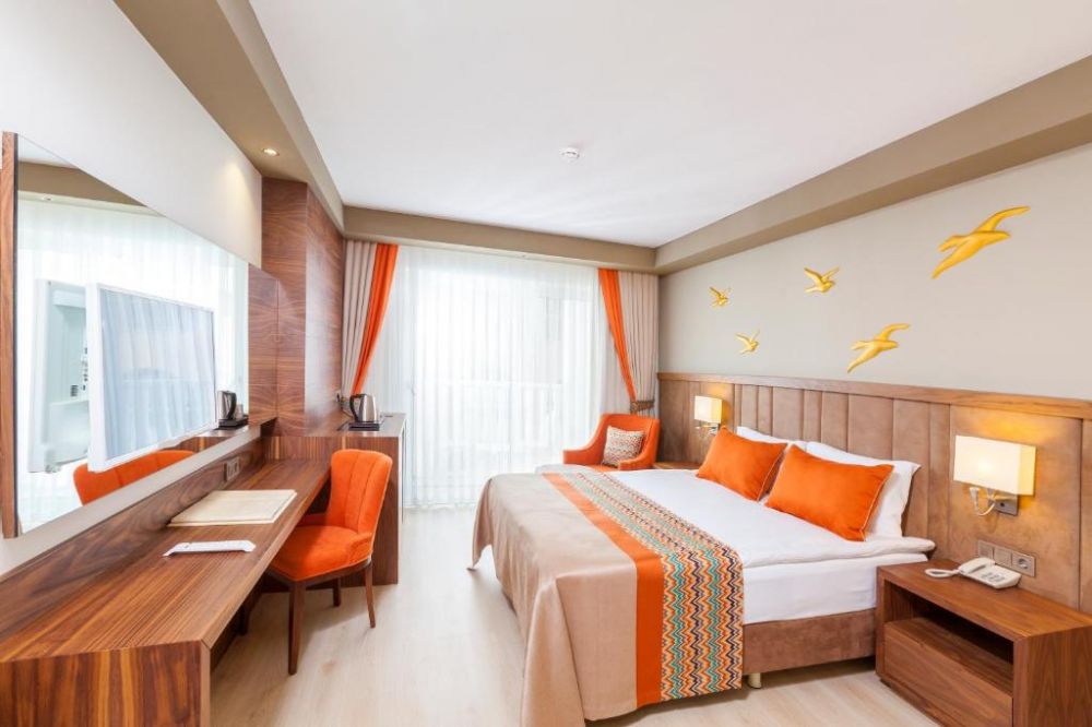 Standard  LV/SV, Side Royal Palace Hotel & Spa 5*