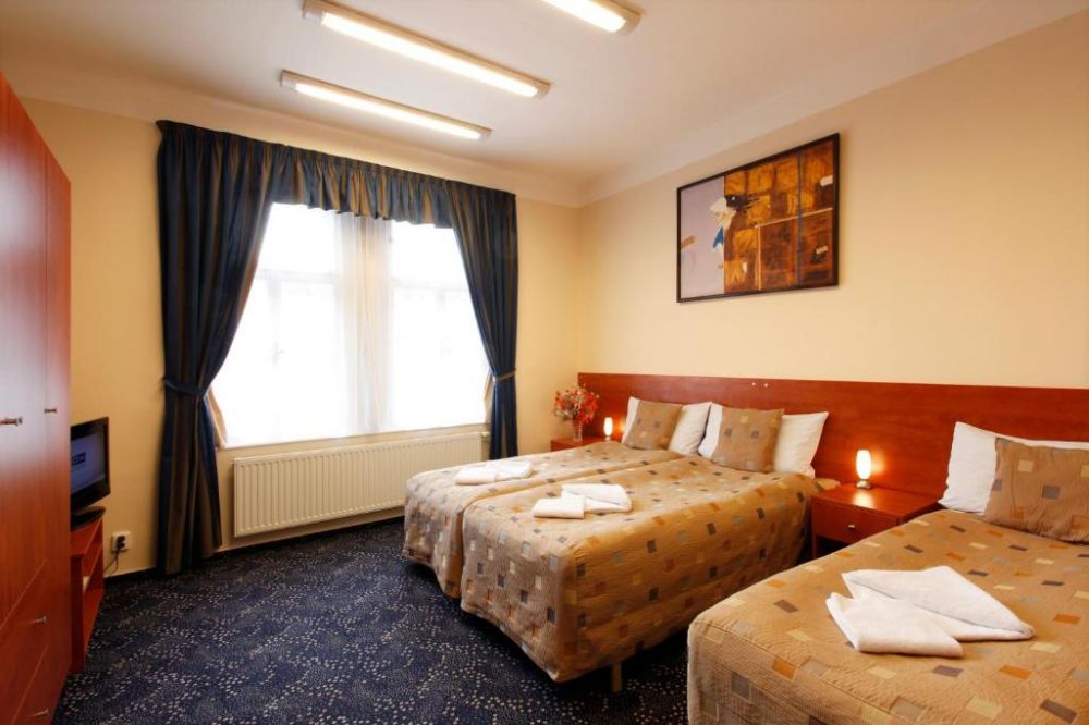 Apartment Studio for 4-6, Anyday Apartments Prague 3*