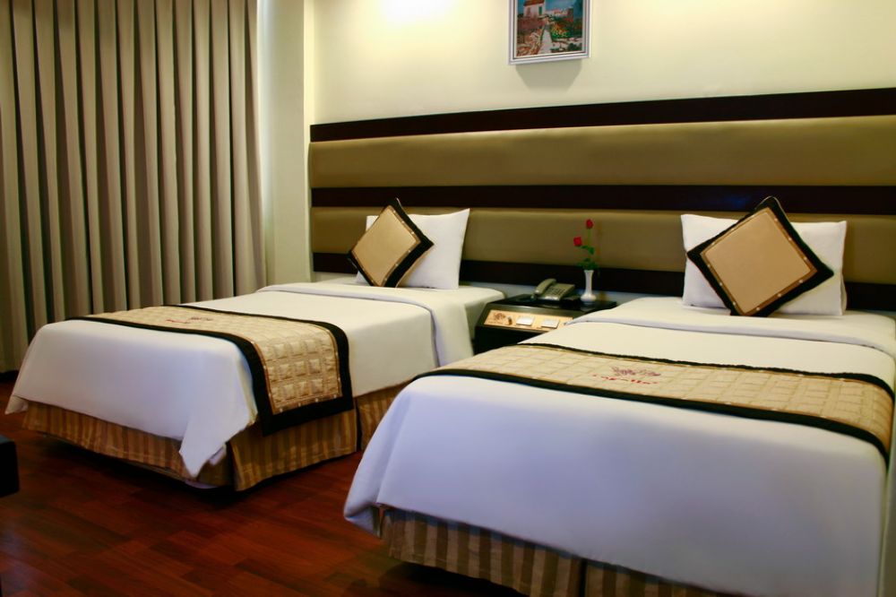 Superior/ Superior TRPL, Angella Hotel 3*