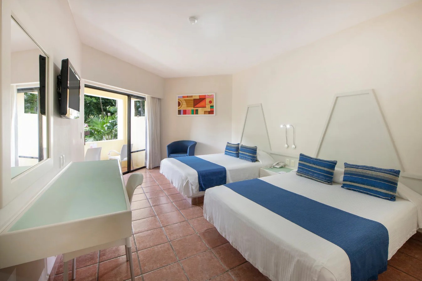 Superior/ Ocean View, Viva Wyndham Maya 4*