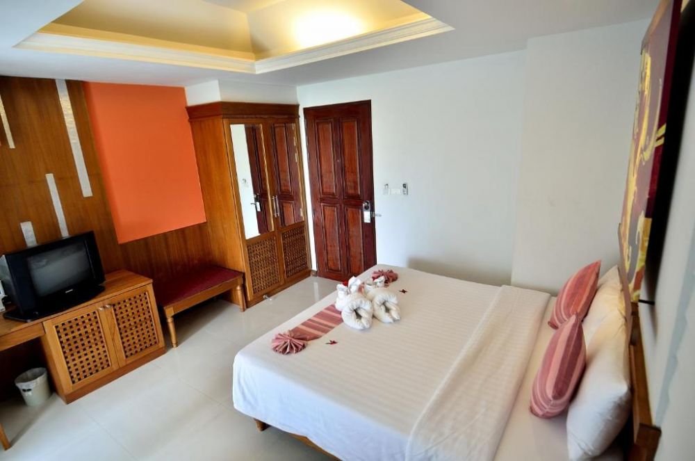 First Room Building, First Bungalow Beach Resort 3*