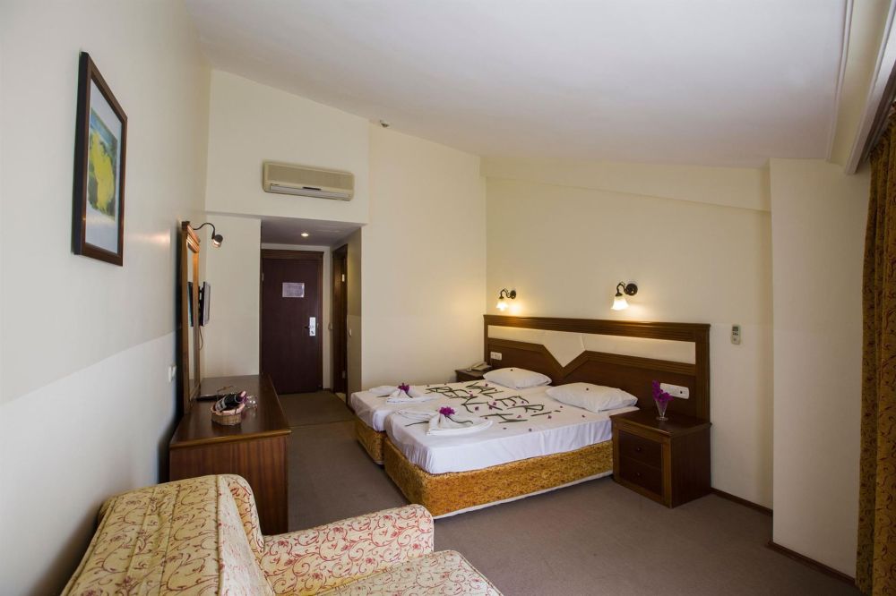 Standard, Valeri Beach Hotel 4*