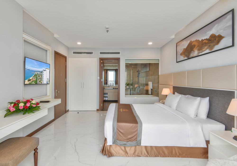 Imperial Suite with Balcony, Imperial Nha Trang Hotel 4*