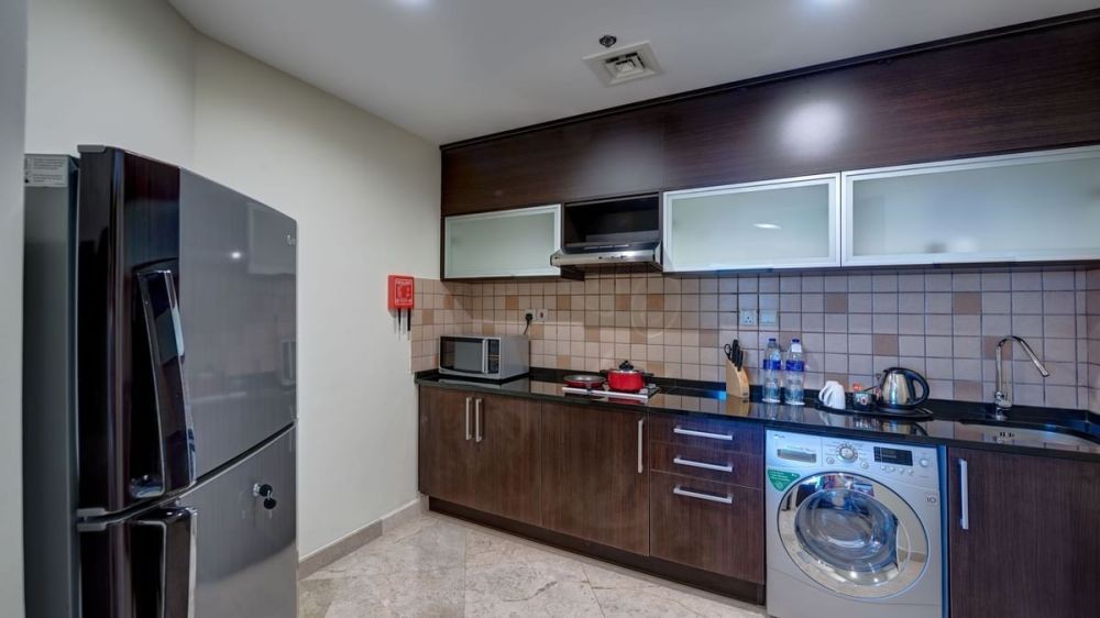 Studio Apartment, Ghaya Grand Hotel 5*