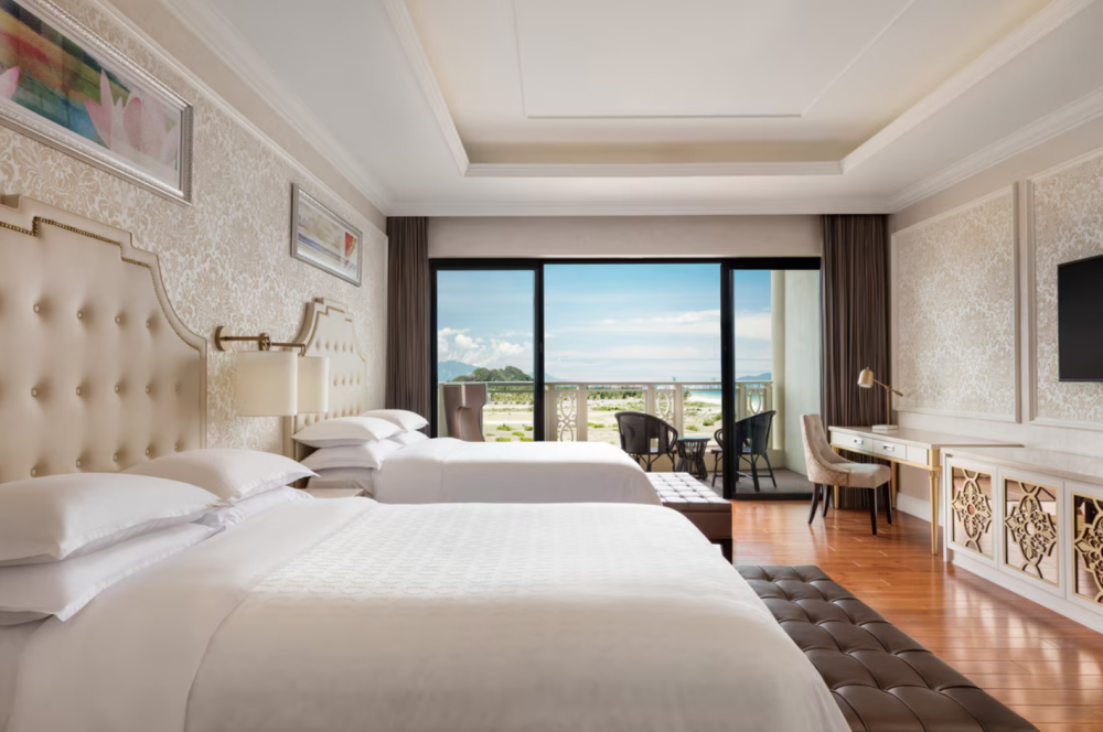 Deluxe Bay/Pool/Sea View, Sheraton Grand Danang 5*