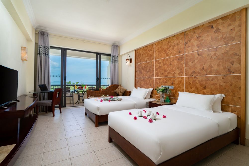 Deluxe Ocean View Room, Palm Beach Resort 4*