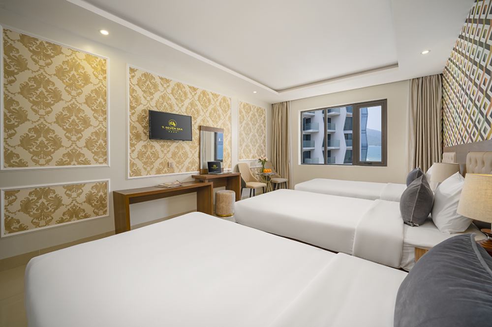Deluxe Twin/ Triple, 7 Seven Sea Hotel Da Nang 4*