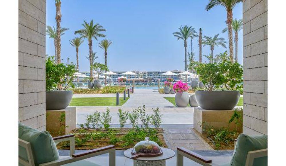 Premier Pool Access, Vida Marassi Hotel 5*