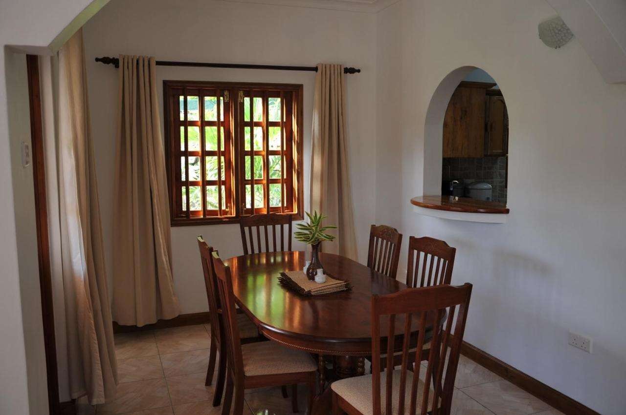 4 Bedroom Villa, La Fontaine Holiday Apartment 