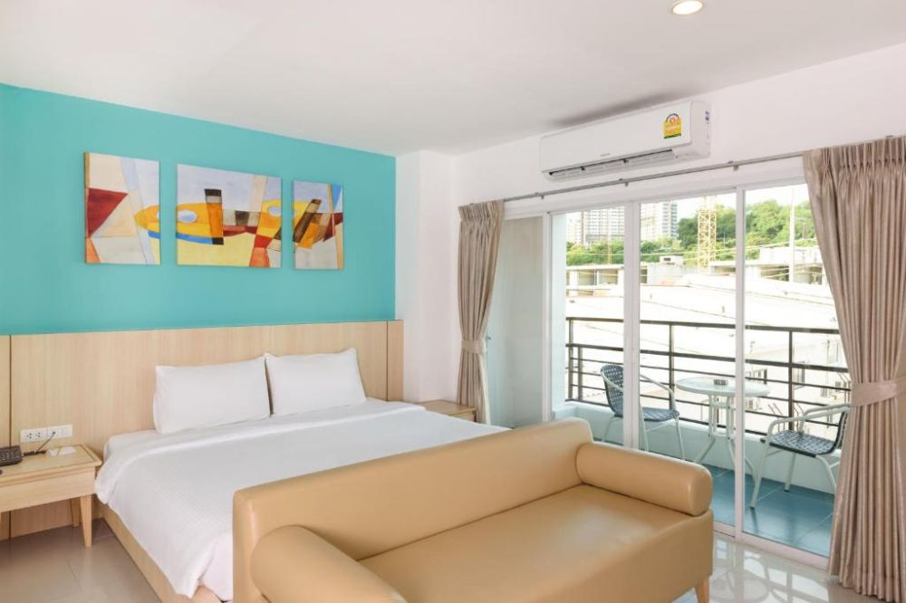 Premier, Fx Hotel Pattaya Pratamnak 4*