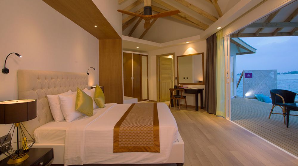 Overwater Suite, Cinnamon Dhonveli Maldives 4*