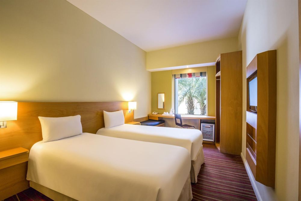 Standard, Ibis Mall Avenue Dubai Hotel (ex. Ibis Mall of the Emirates) 2*