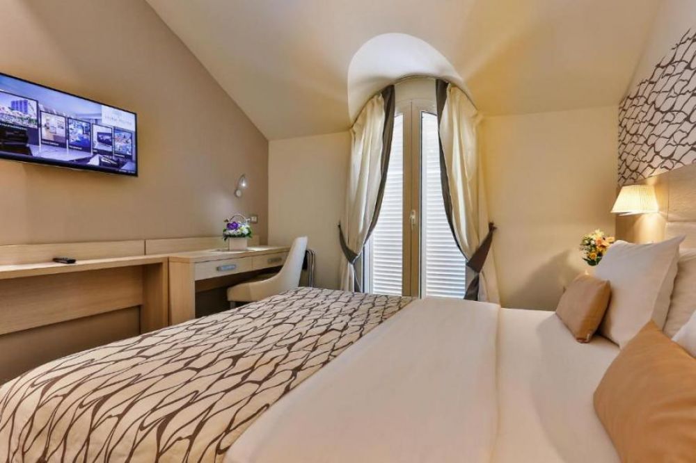 DBL Standard Land View, Palma Tivat 4*