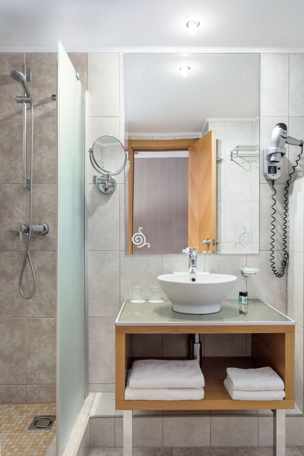 Standard, Marmara Hotel Budapest 4*