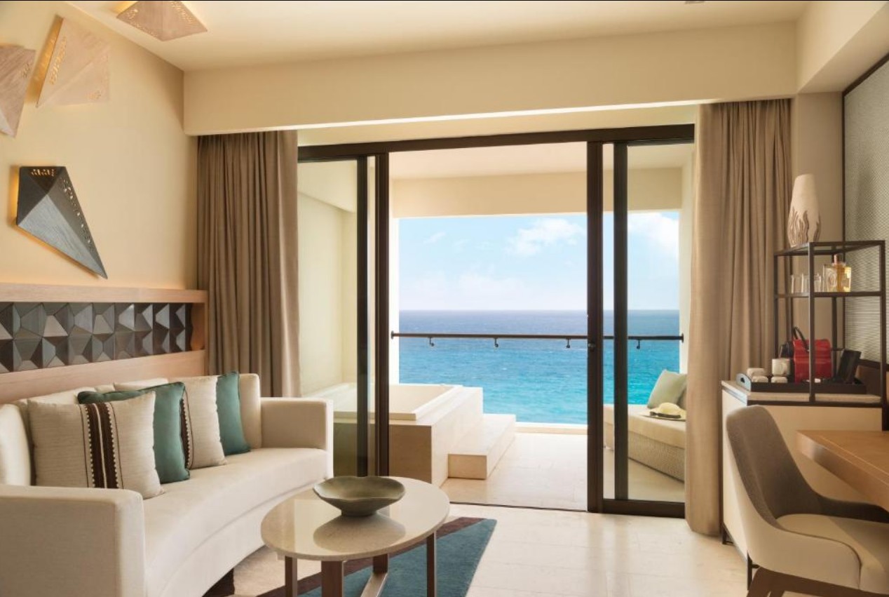 Turquoize Ocean Front Master Double/ King, Hyatt Ziva Cancun | Adults Only Section 5*