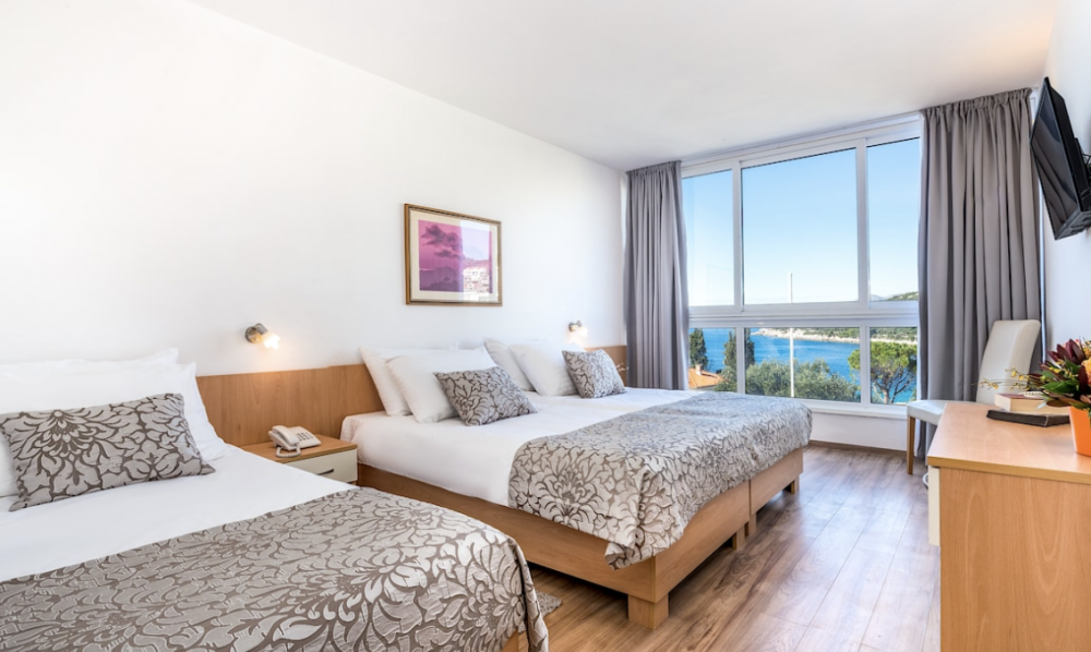 Triple Room with Sea View, Hotel Adriatic Dubrovnik 2*