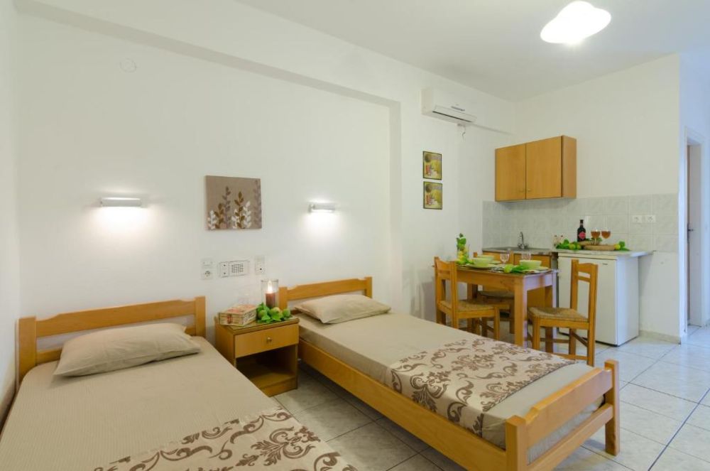 Studio, Aglaia Apartments 3*