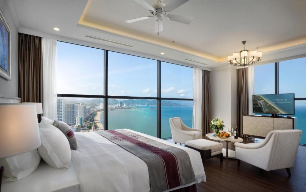 Grand Studio Ocean View, Vinpearl Condotel Beachfront Nha Trang 5*