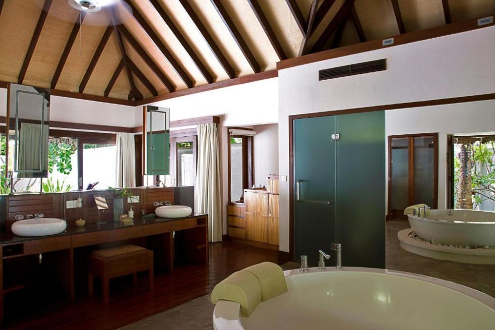 Island Villa with Pool, Coco Bodu Hithi 5*