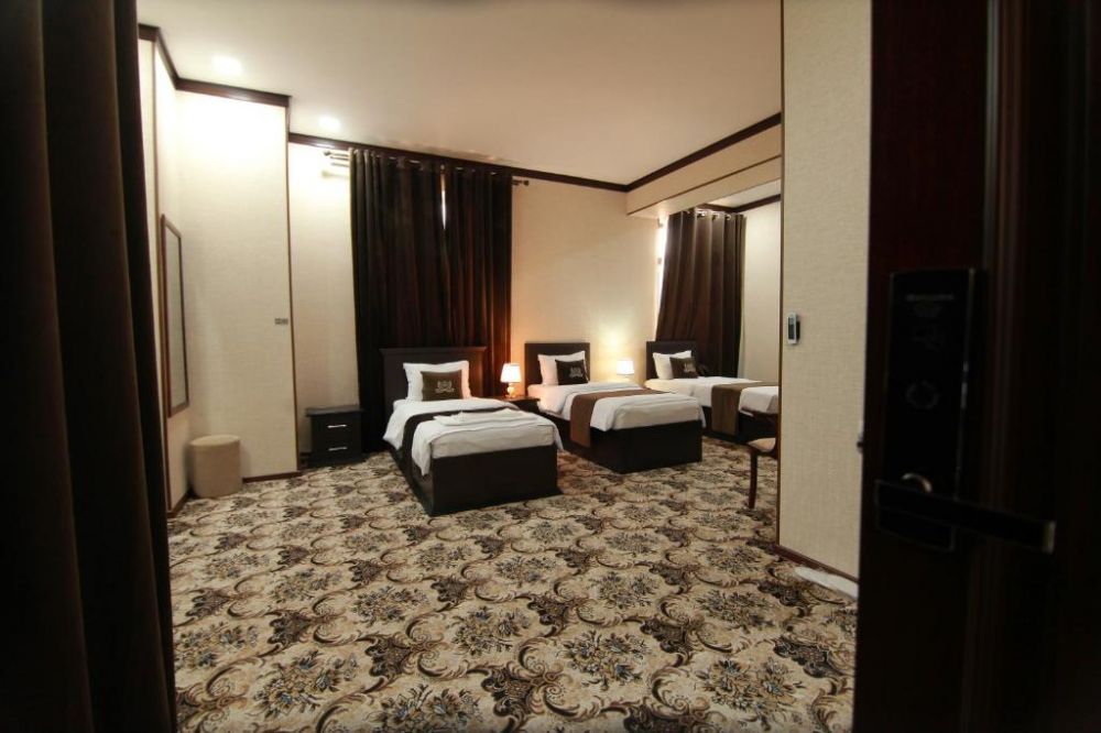 Triple Room, Ark 4*