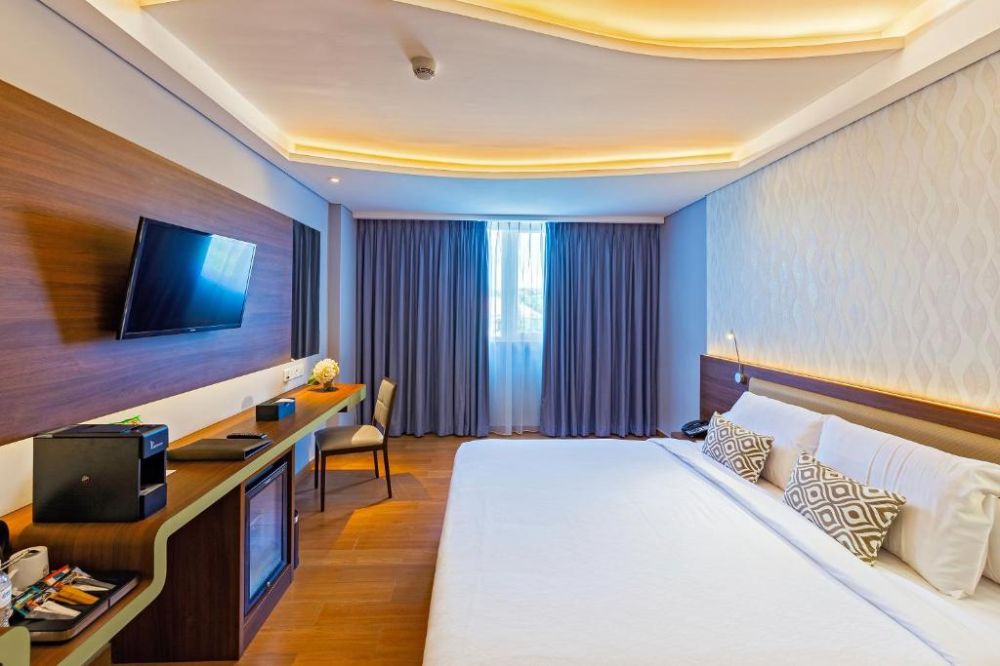 Deluxe, Infinity8 Bali 4*