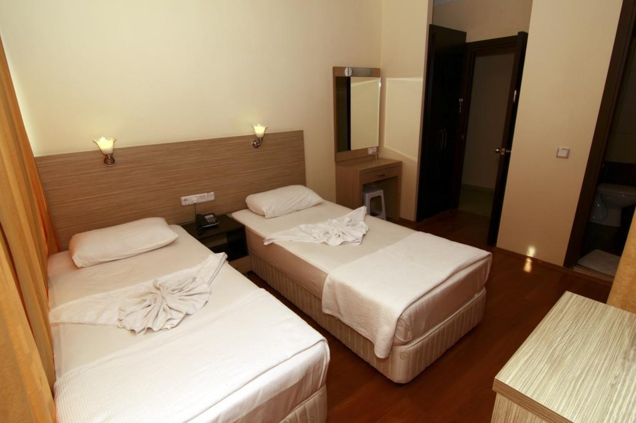 Standard Without A/C, Kleopatra Bavyera Hotel 3*