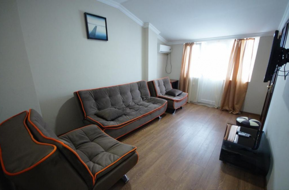 Half Luxe, Adjara Palace 3*