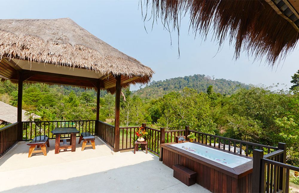 Villa Suite, Wareerak Hot Spring Retreat 4*