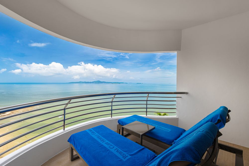 2 Bedrooms Regency Suite, Royal Cliff Grand Hotel 5*